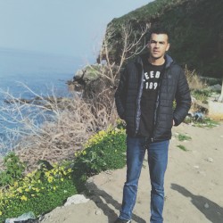 Haouchine, 19820113, ʿAzāzġah, Tīzī Wazū, Algeria