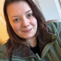 Claudiadavessss, 19820404, Acton, California, United States Claudiadavessss, 19820404, Acton, California, United States