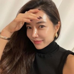 VivianLee, 19871114, Douglas City, California, United States VivianLee, 19871114, Douglas City, California, United States