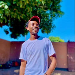 Tenashi, 19980519, Chitungwiza, Harare, Zimbabwe Tenashi, 19980519, Chitungwiza, Harare, Zimbabwe