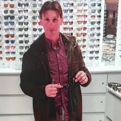 Desi, 19851221, Bolton, Ontario, Canada