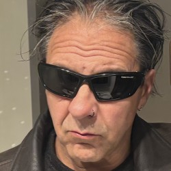 ToniRich, 19671031, Winnipeg, Manitoba, Canada ToniRich, 19671031, Winnipeg, Manitoba, Canada