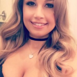 KendallBriggs, 19951211, Adkins, Texas, United States