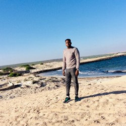 Cade44, 19940501, Mogadishu, Banādir, Somalia
