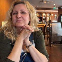 Cecile1703, 19810317, Lens, Nord-Pas-de-Calais, France Cecile1703, 19810317, Lens, Nord-Pas-de-Calais, France