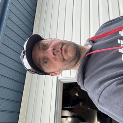curtis43, 19810331, Camrose, Alberta, Canada
