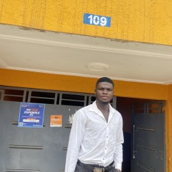 Salme, 20021225, Abidjan, Lagunes, Ivory Coast Salme, 20021225, Abidjan, Lagunes, Ivory Coast