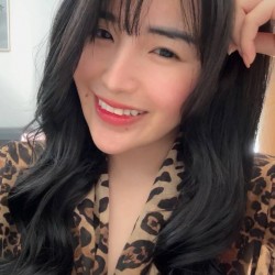 Lena02, 19920302, Manhasset, New York, United States