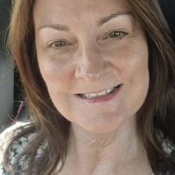 Julieeeedal, 19611021, Saskatoon, Saskatchewan, Canada