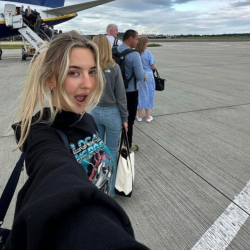 Lilly001, 19900517, Montreal, Quebec, Canada