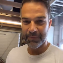 Karll, 19750918, Calgary, Alberta, Canada