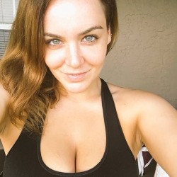 R_serena002, 19950210, California City, California, United States