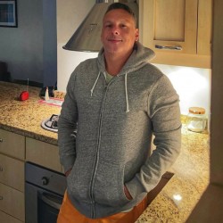 Traviseckley, 19690506, Kansas City, Missouri, United States