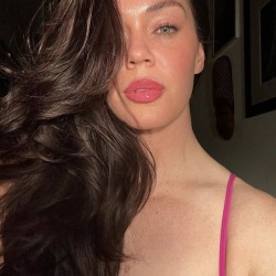 Amyguinard606, 19910724, Brantford, Ontario, Canada