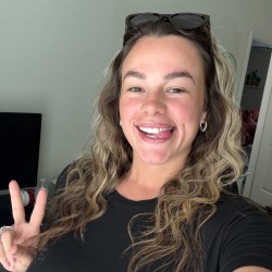 Julianamoore, 19730708, Bocabec, New Brunswick, Canada