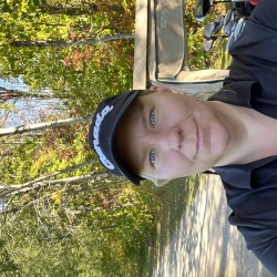 CarlyT985, 19851231, Orillia, Ontario, Canada