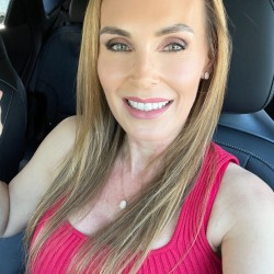 Sintia, 19851012, Bolton, Ontario, Canada