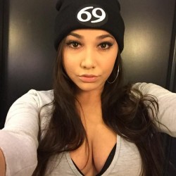 Joselhinelee, 19810608, Banff, Alberta, Canada