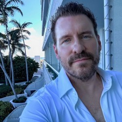 ReaganMilla2, 19681215, Bridgewater, Nova Scotia, Canada