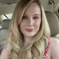 Emily356, 19850504, Calgary, Alberta, Canada