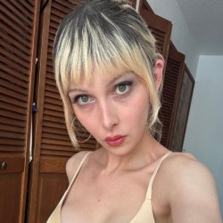 Annmark0, 19871214, Airdrie, Alberta, Canada Annmark0, 19871214, Airdrie, Alberta, Canada