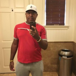 alexjocelyn809, 19700112, Surrey, British Columbia, Canada