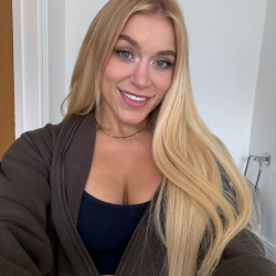 Helen1122, 20020404, Abbotsford, British Columbia, Canada