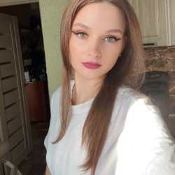 kristinoochkaa, 19950811, Ottawa, Ontario, Canada